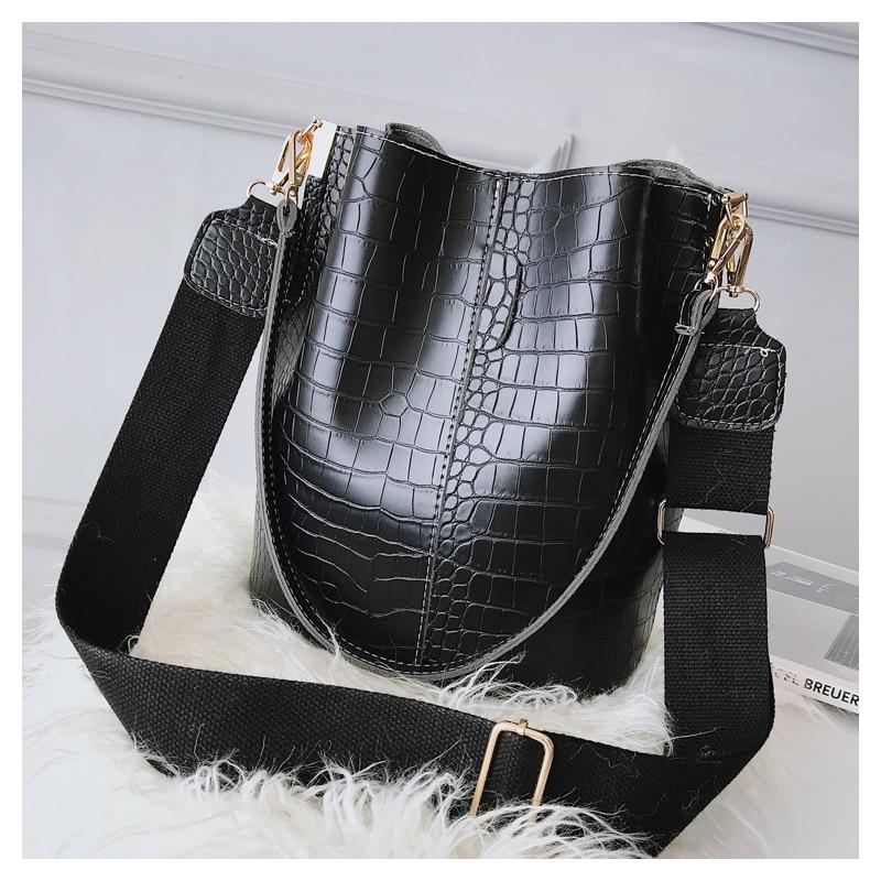 Luxurious Crocodile Style Cross-body Handbag