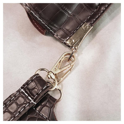 Luxurious Crocodile Style Cross-body Handbag